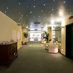 Hotel Senator