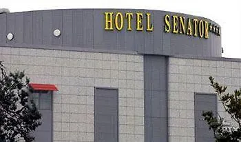 Senator فندق غورغونزولا