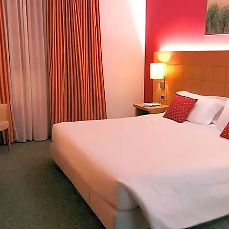 Hotel Senator Gorgonzola